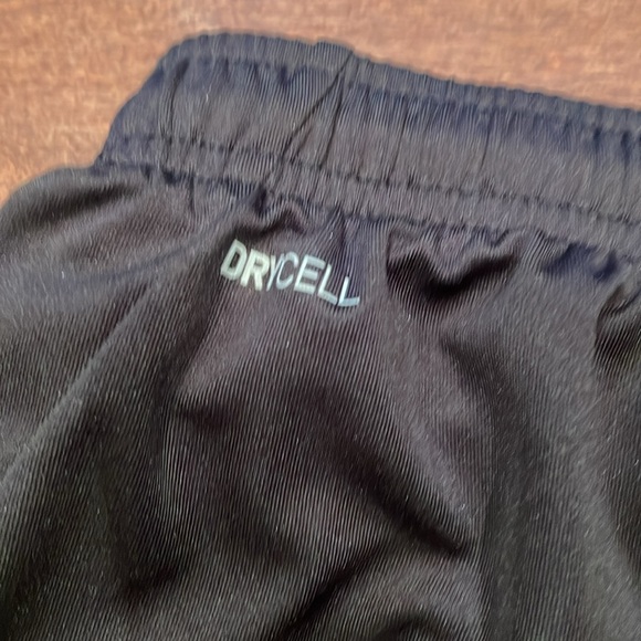 Puma Dry Fit Shorts - Picture 6 of 6